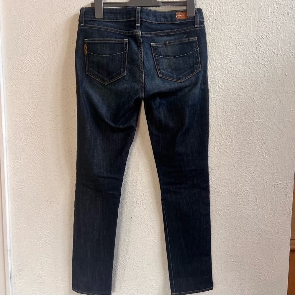 Paige skyline mid rise dark wash skinny jeans - Picture 4 of 9